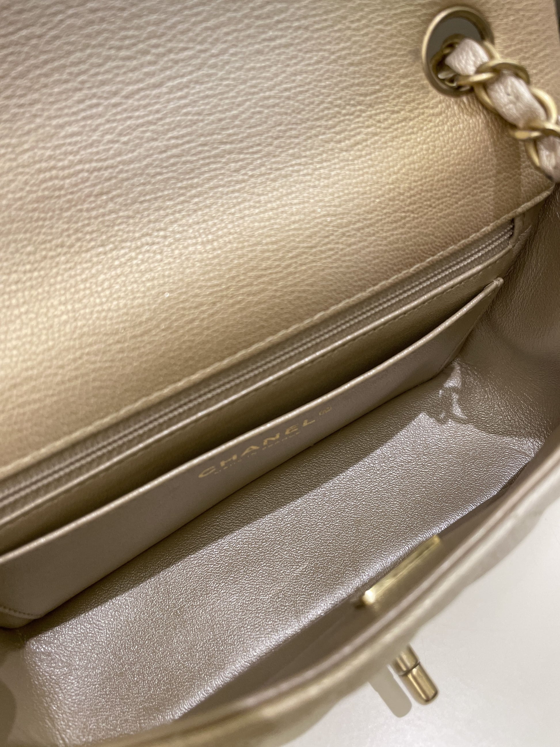 Chanel 22C Classic Quilted Mini Rectangular Gold Ombré - Bags - 17