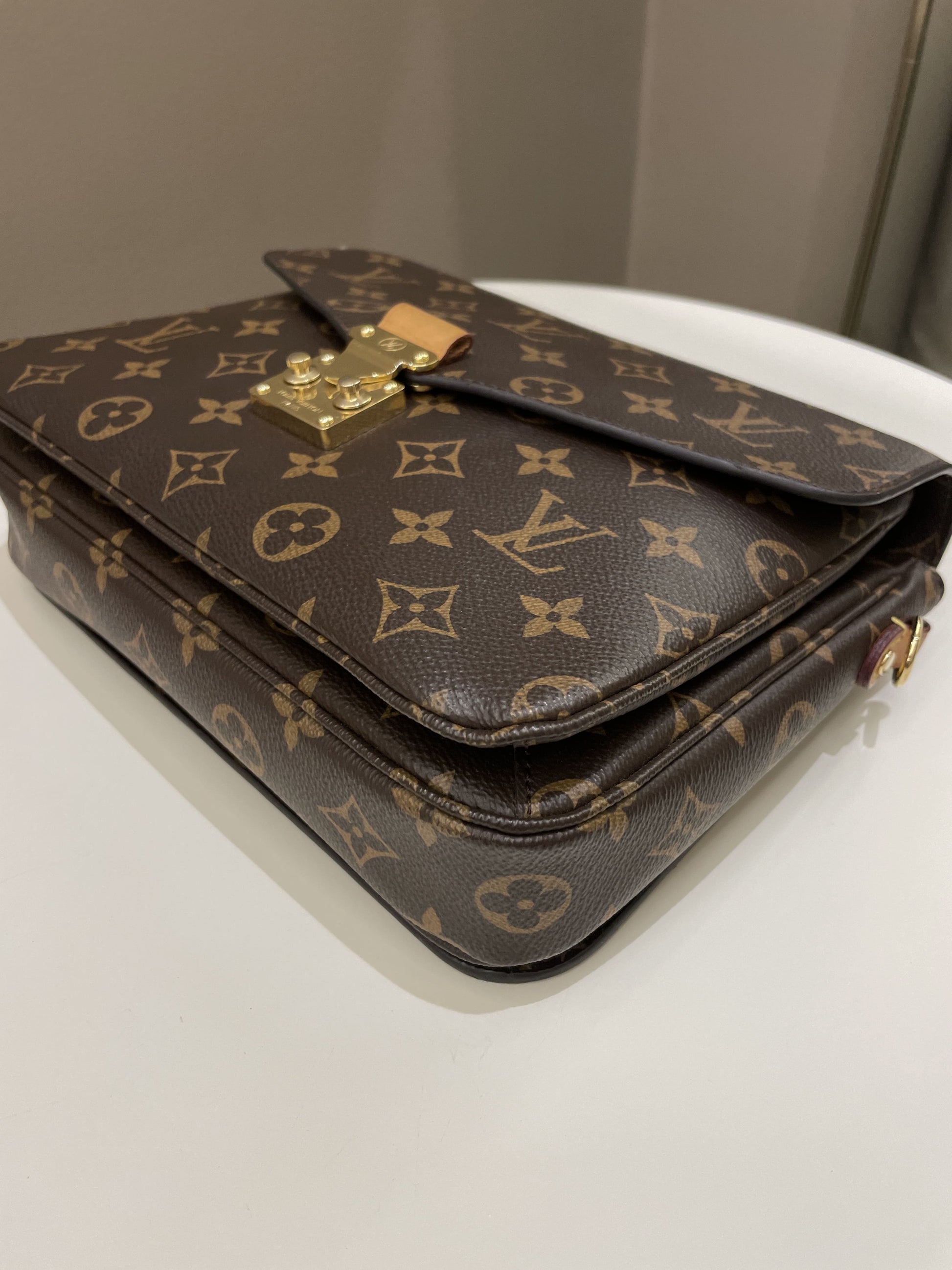 Louis Vuitton Pochette Metis Classic Monogram - Bags - 11