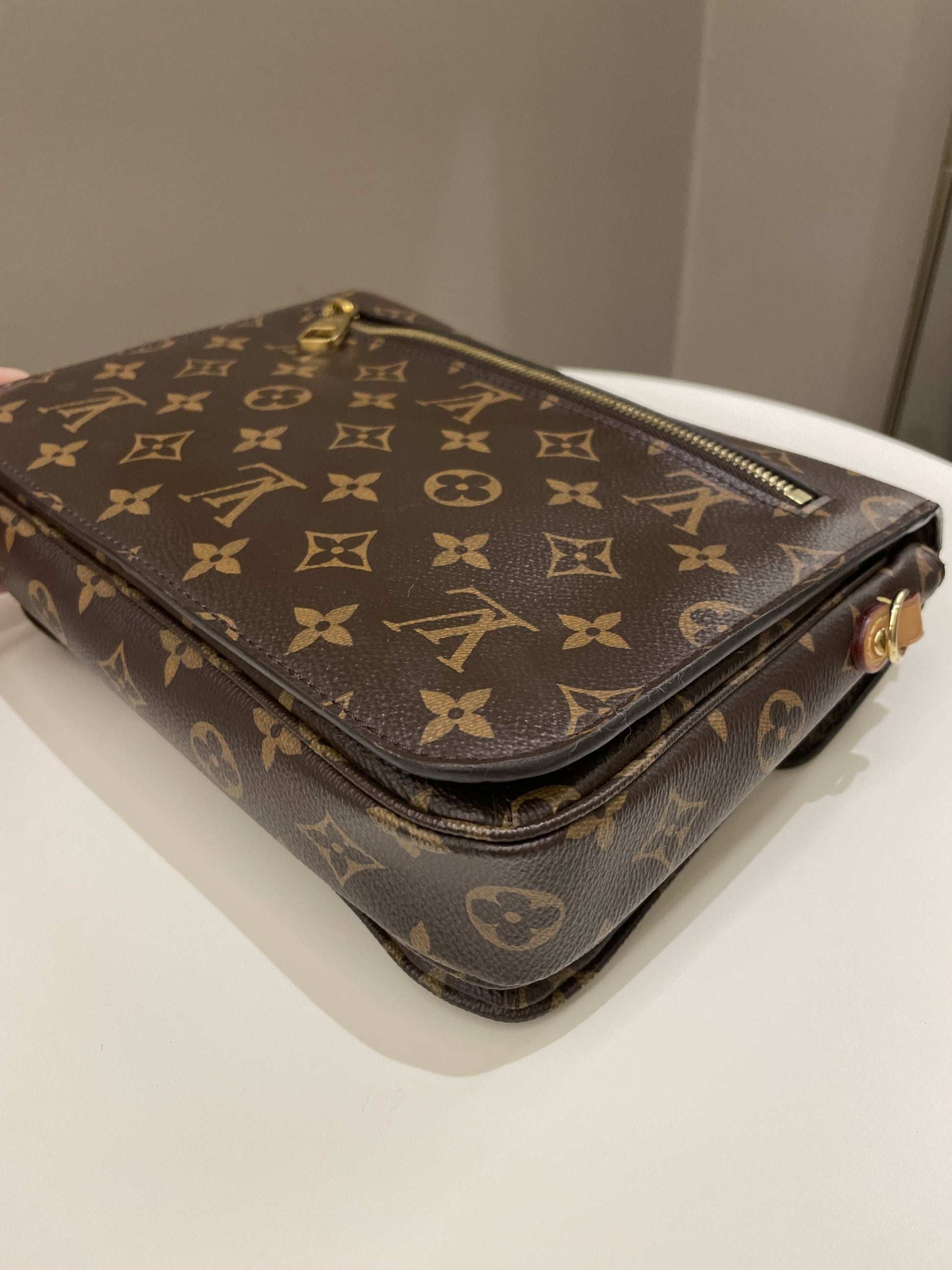 Louis Vuitton Pochette Metis Classic Monogram - Bags - 13
