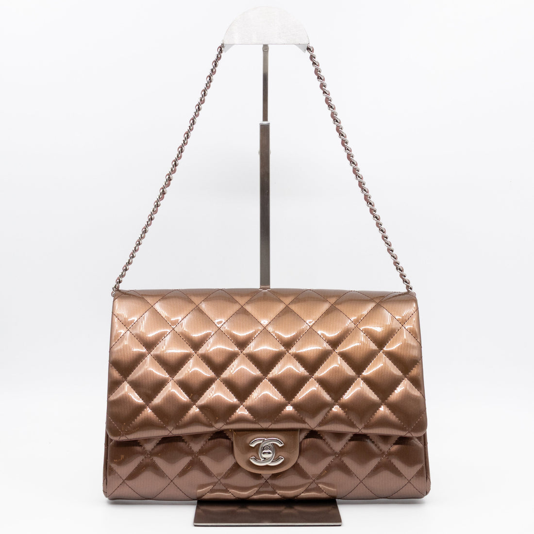 Timeless Clutch with Chain Bronze Striated Patent Leather - Bags