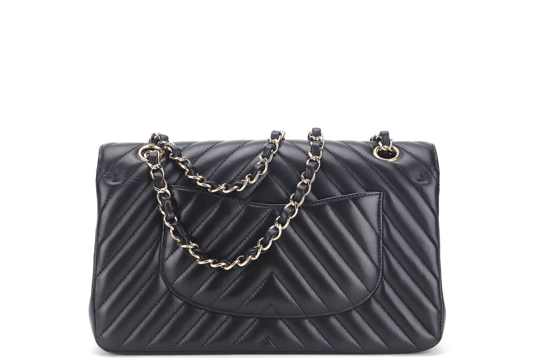 CHANEL CLASSIC DOUBLE FLAP CHEVRON (2467xxxx) MEDIUM BLACK LAMBSKIN WITH GOLD CHAIN, WITH , DUST COVER & BOX - Bags