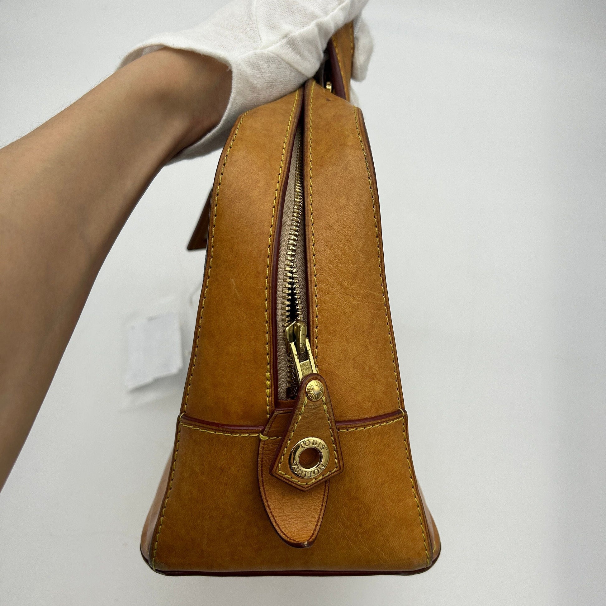 Louis Vuitton Monogram Coated Canvas Dora PM Tote Bag LA19581 - Handbags - 4