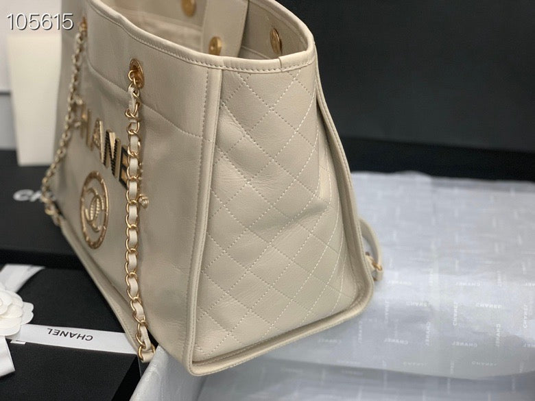 Chanel Shopping 40 White Leather 40x31x21cm