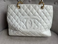 Chanel White Caviar Grand Shopper Tote (GST) - 3