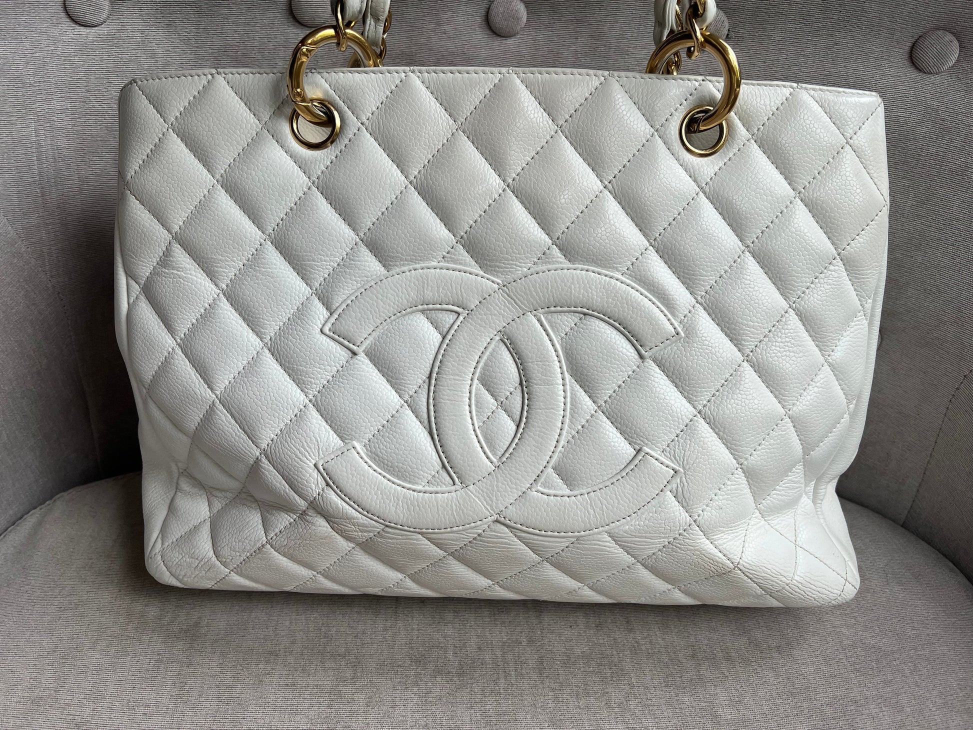 Chanel White Caviar Grand Shopper Tote (GST) - 3