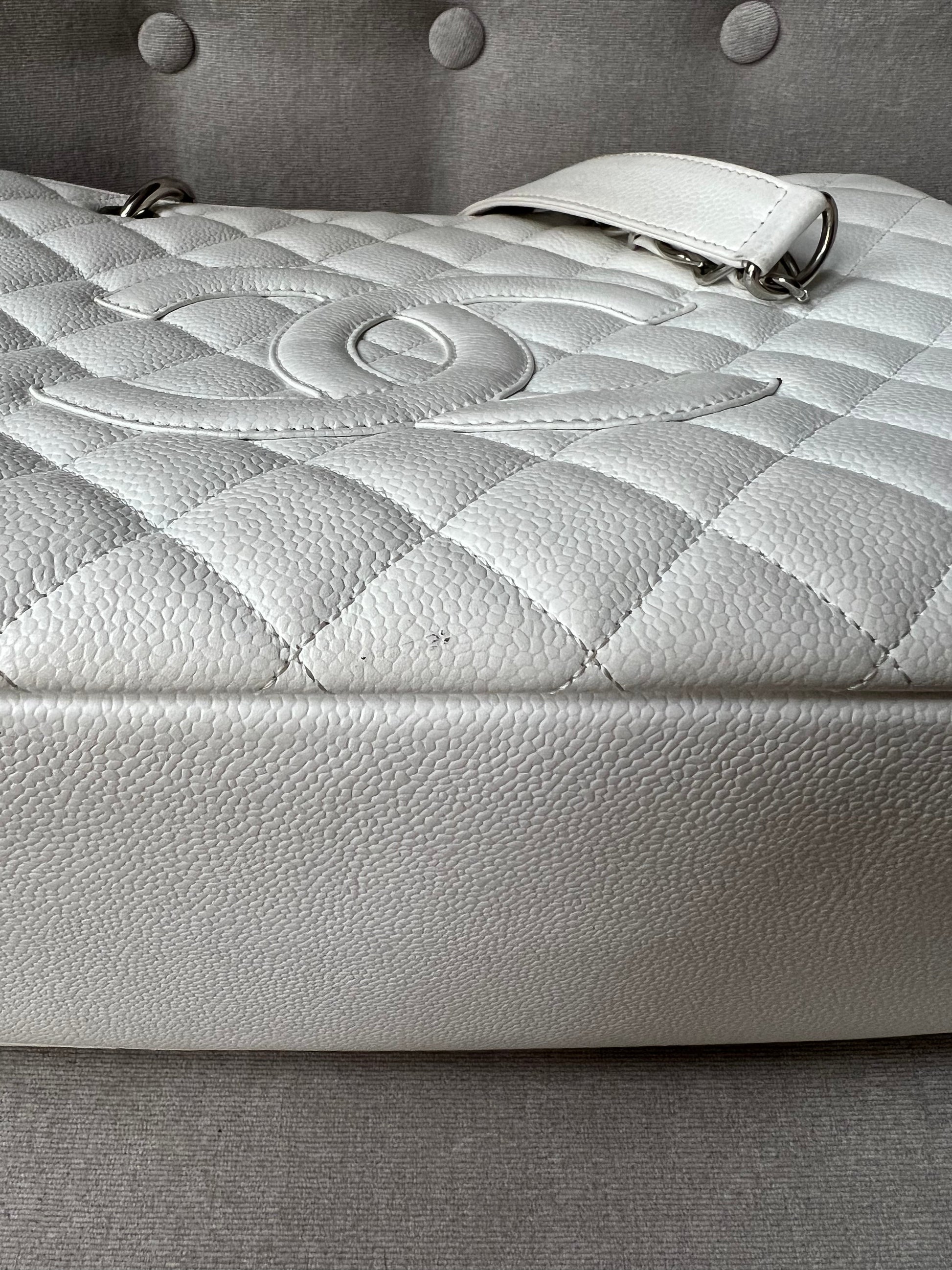 Chanel White Caviar Grand Shopper Tote (GST) - 18