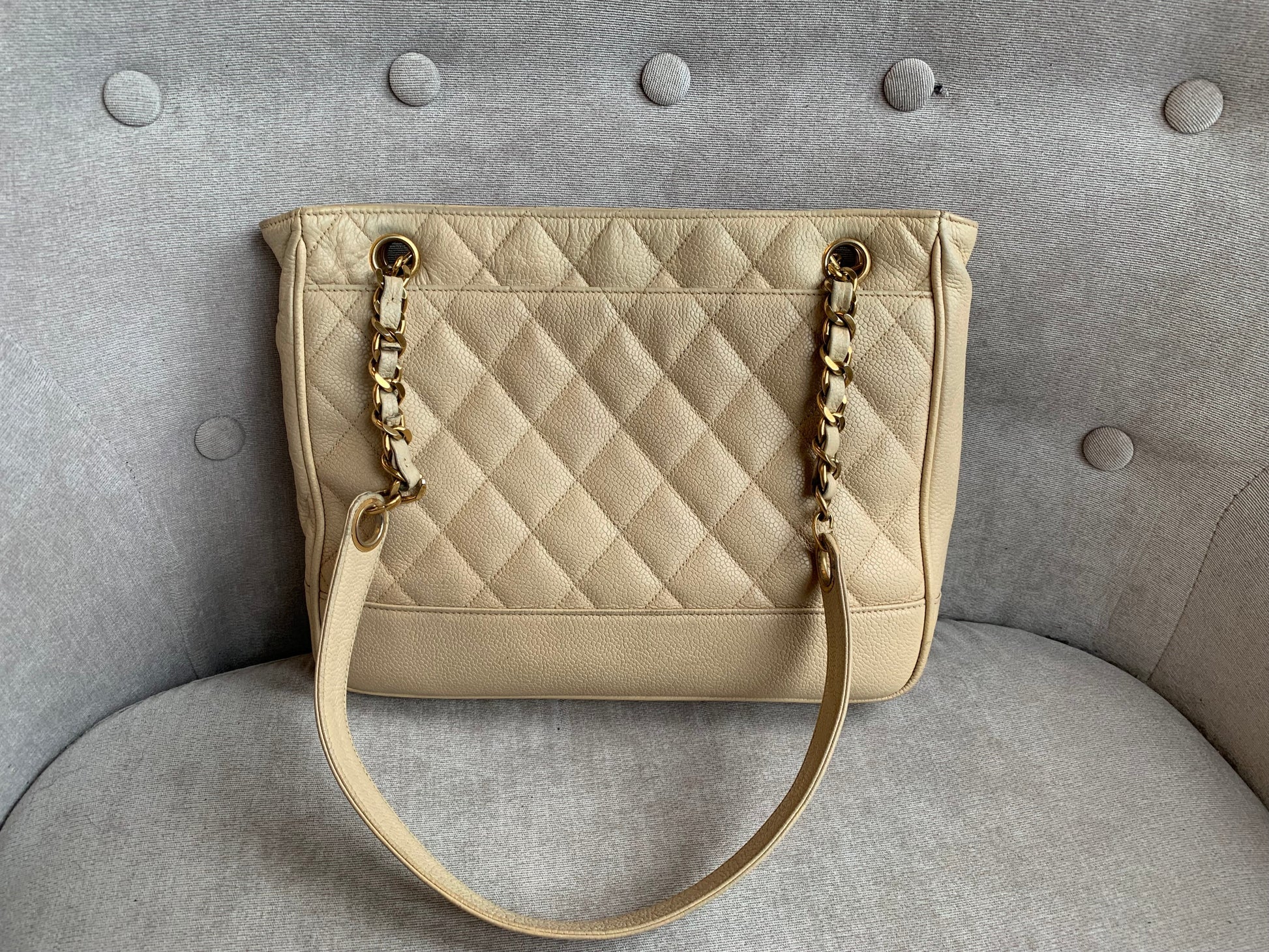 Chanel Vintage Beige Caviar Chain Tote - 11