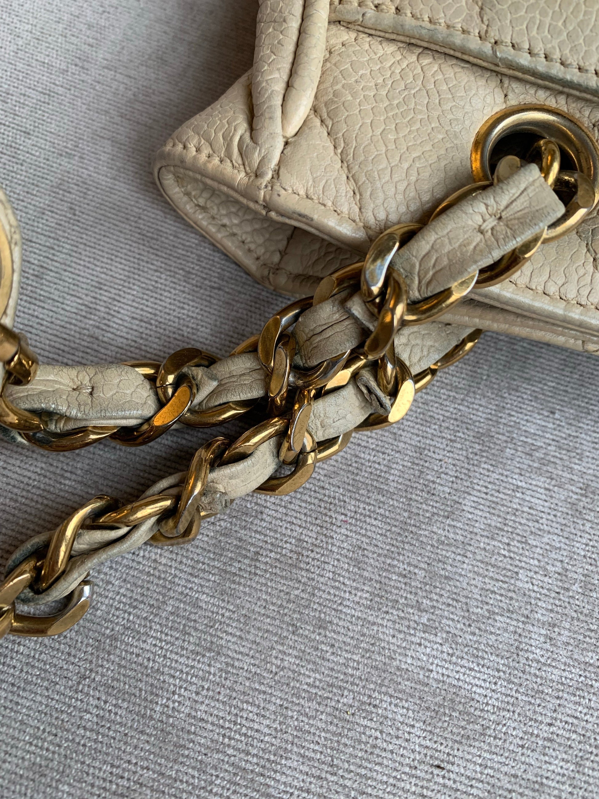 Chanel Vintage Beige Caviar Chain Tote - 24