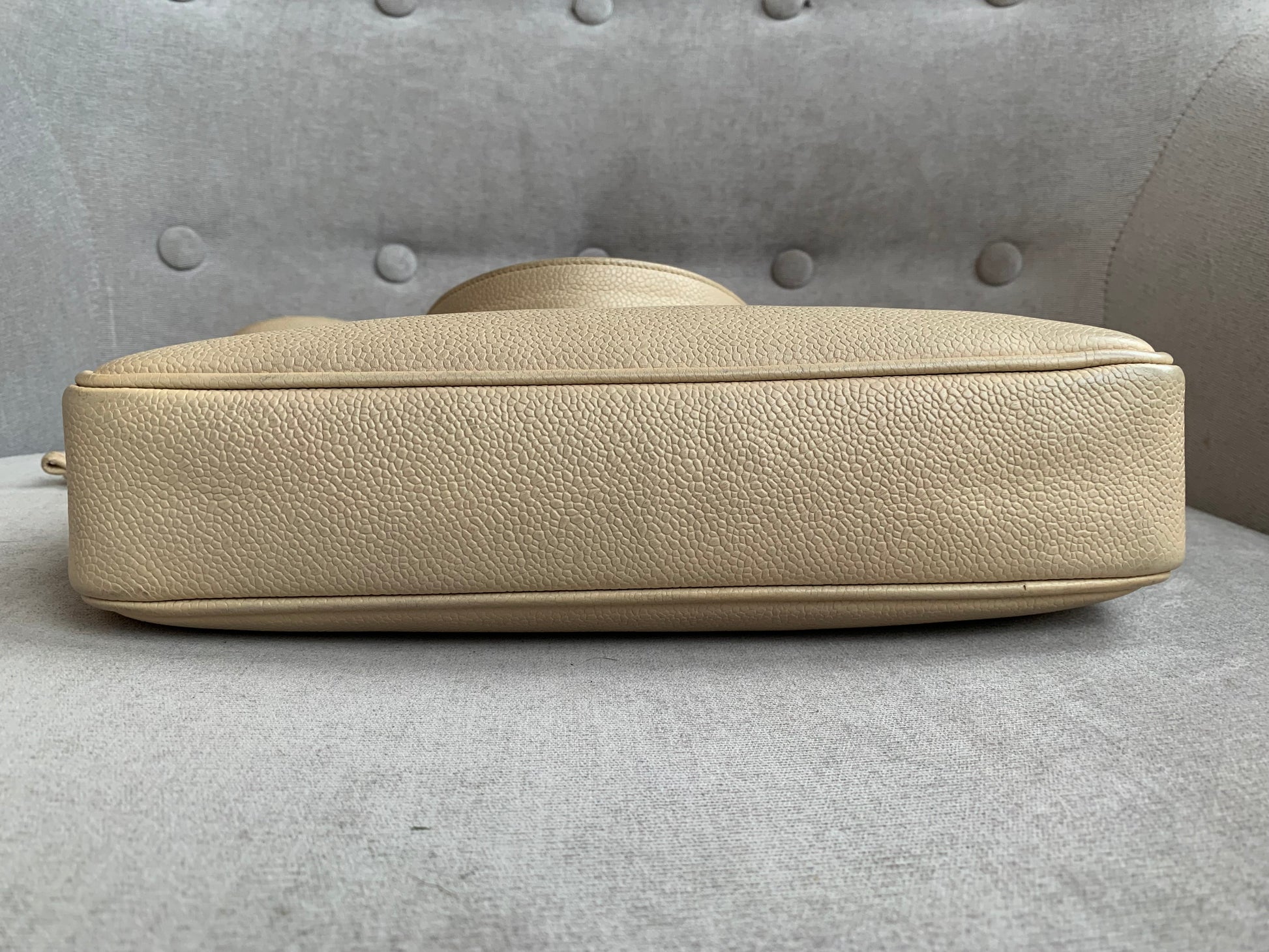 Chanel Vintage Beige Caviar Chain Tote - 17