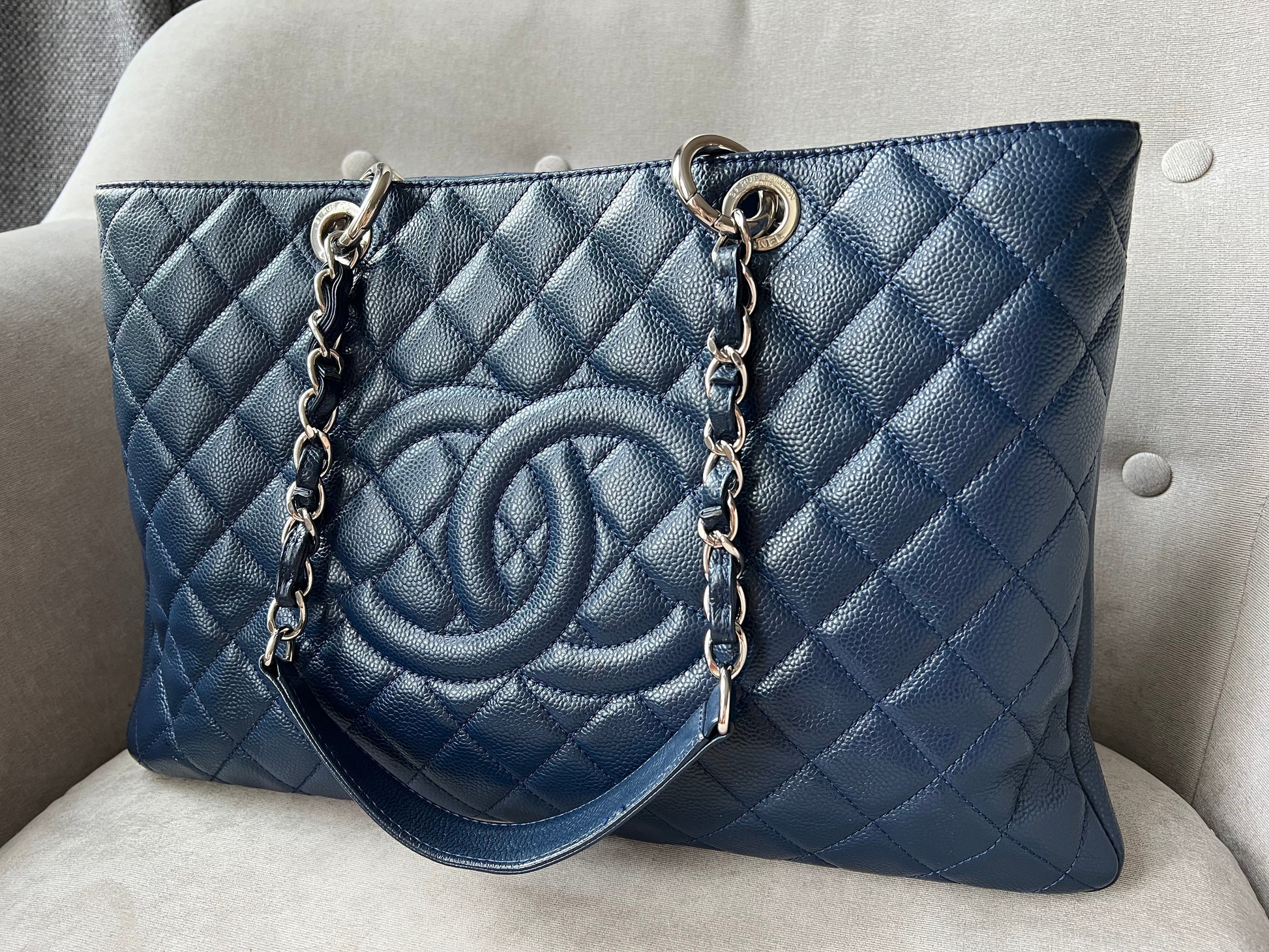Chanel XL Dark Blue Caviar Grand Shopper Tote (GST) - 4
