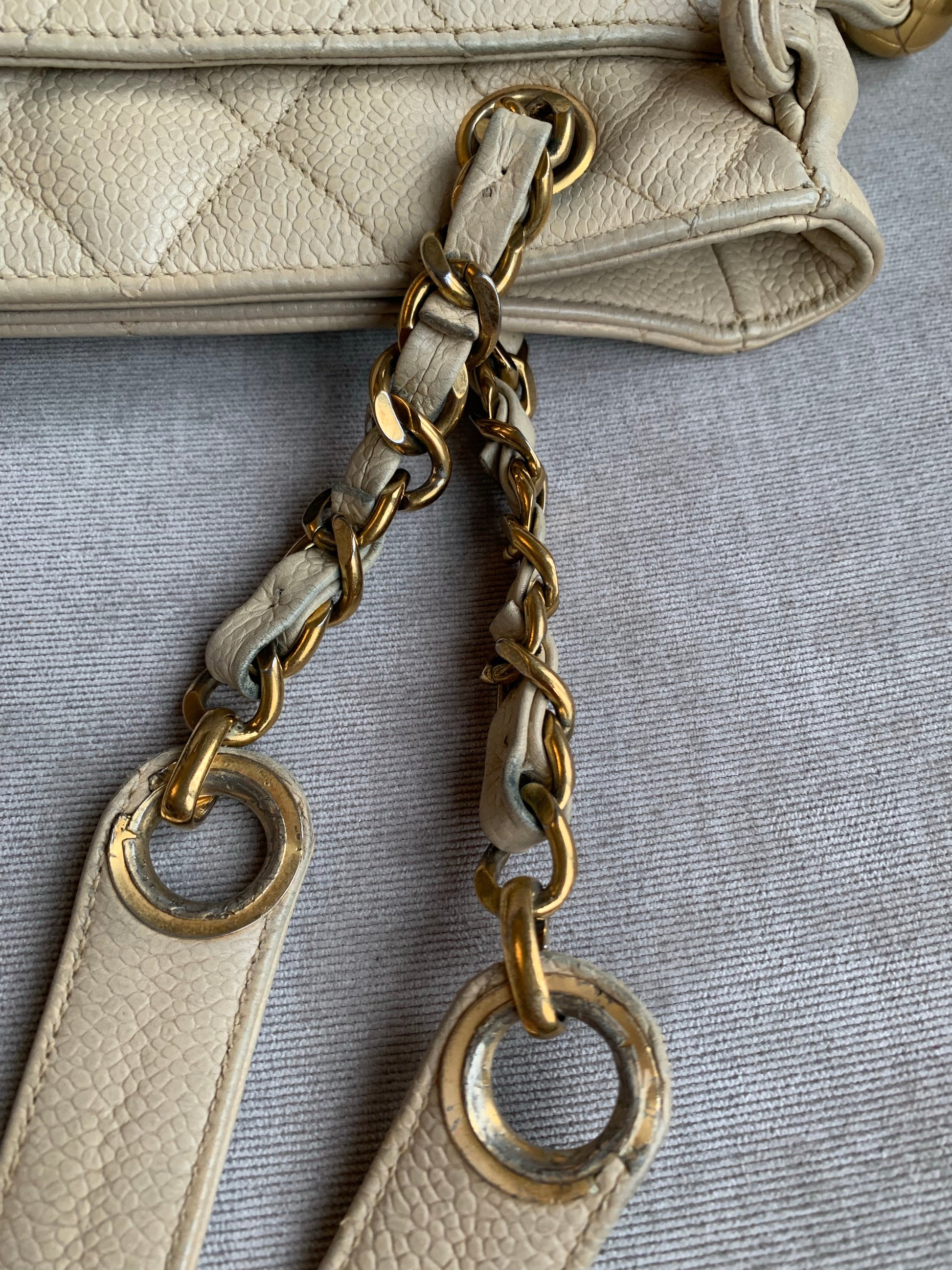Chanel Vintage Beige Caviar Chain Tote - 10