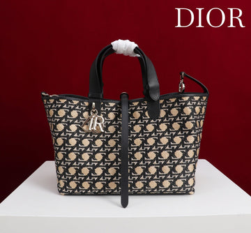 CD Toujours  Bag 29 Diamond Black Beige Leather