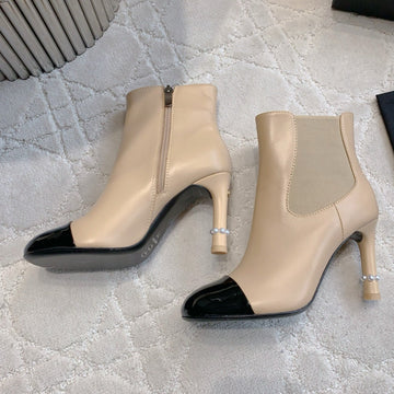 CC 25 Pearl Heel Boot Beige Calfskin 516655