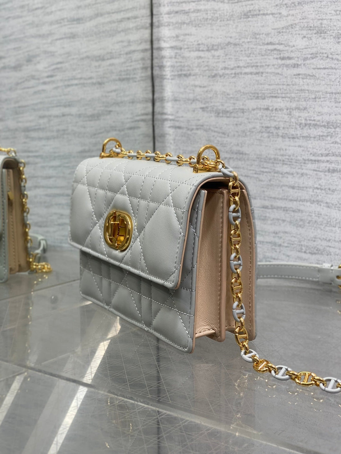 CD Miss Caro 17 Bag Ivory Calfskin 229252