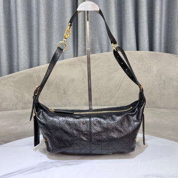 CD  Hobo Bag 23 With Chain Black Wrinkled Calfskin