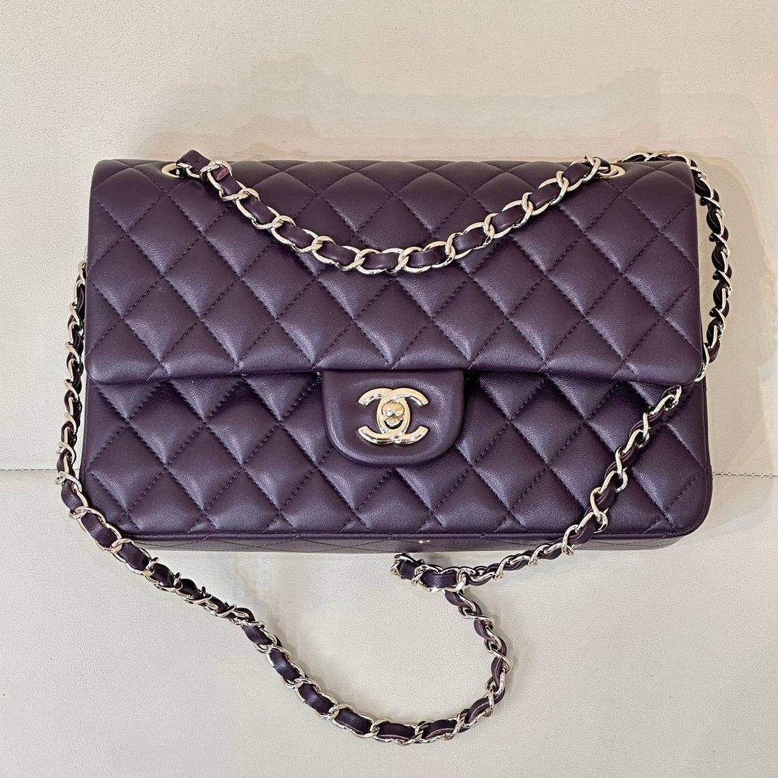 CHANEL CLASSIC FLAP 25CM VIOLET LAMBSKIN LIGHT GOLD HARDWARE - bag