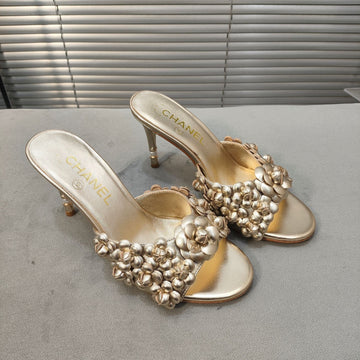 mule sandal 80 gold metalic calfskin flower
