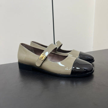 Mary Jane Flat Olive Black Patent Calfskin