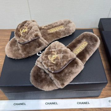 Chanel 25 Slipper Brown Smooth Lambwool 465600