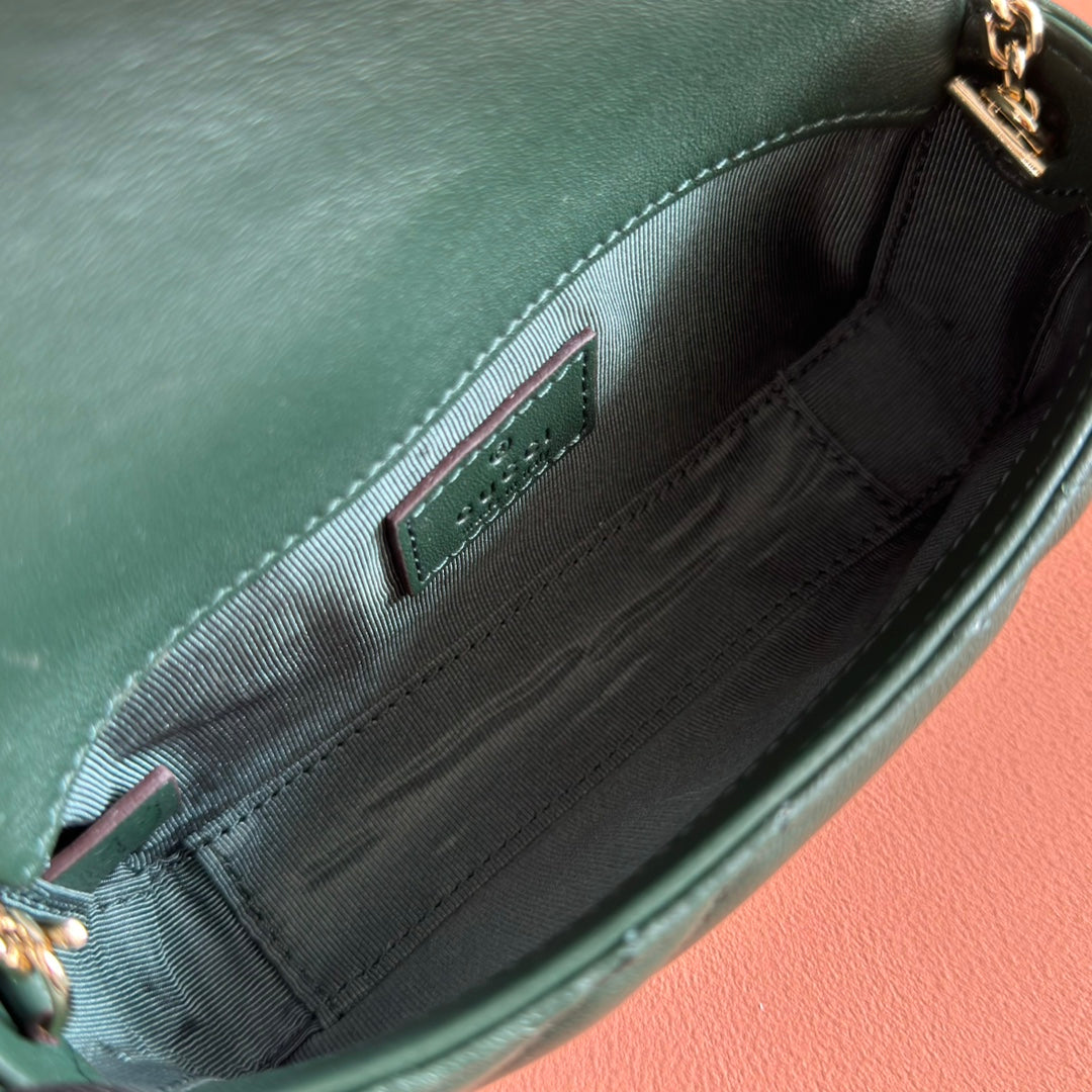 Gucci Marmont Tasche 17 Dunkelgrün Lammleder Goldfarbene Hardware 271791