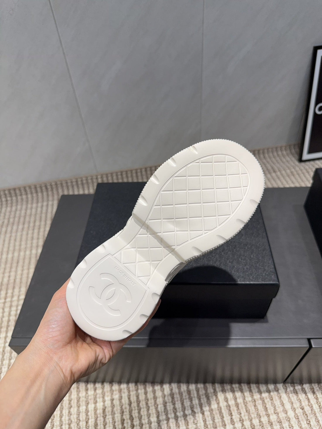 Chanel 25 Sneaker Weiß Blau Silber Mesh Leder 540310