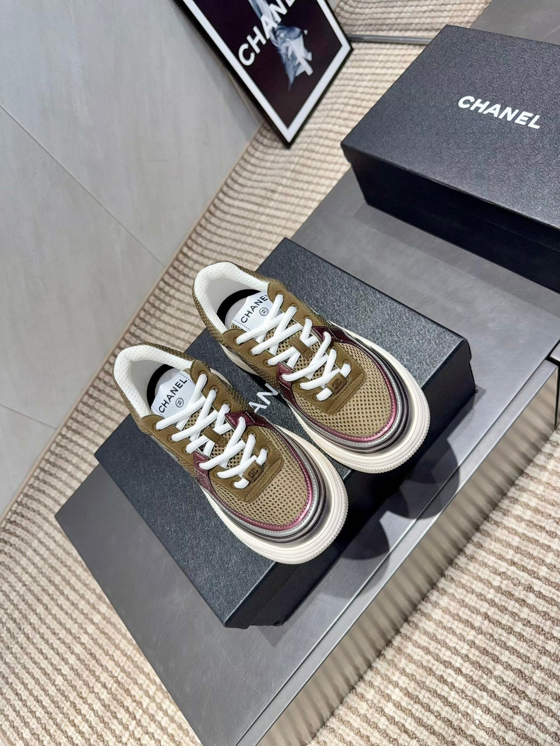 Chanel 25 Sneaker Weiß Braun Silber Mesh Leder 540314