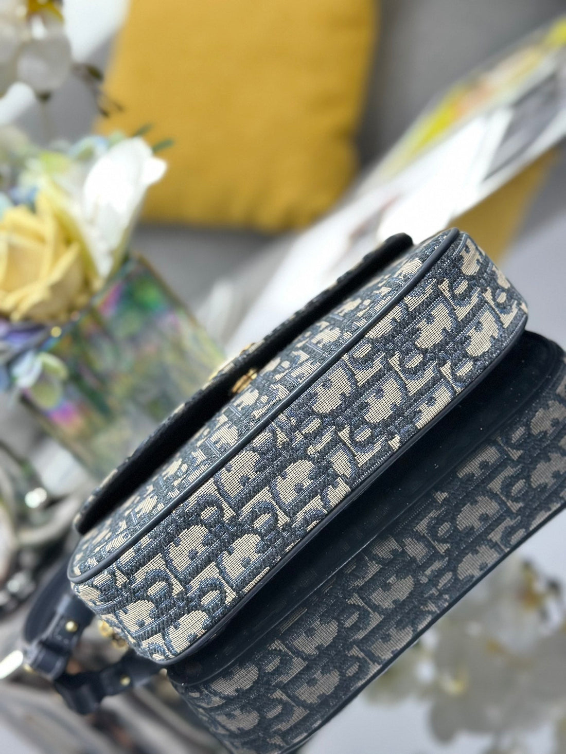 CD D-Vine's new chain bag 22 blue oblique fabric