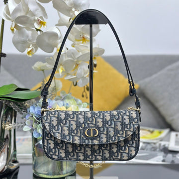 CD D-Vine's new chain bag 22 blue oblique fabric