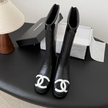 CC 2025 Vintage Cambon Mid-Calf Boots Black White Cowhide 550637