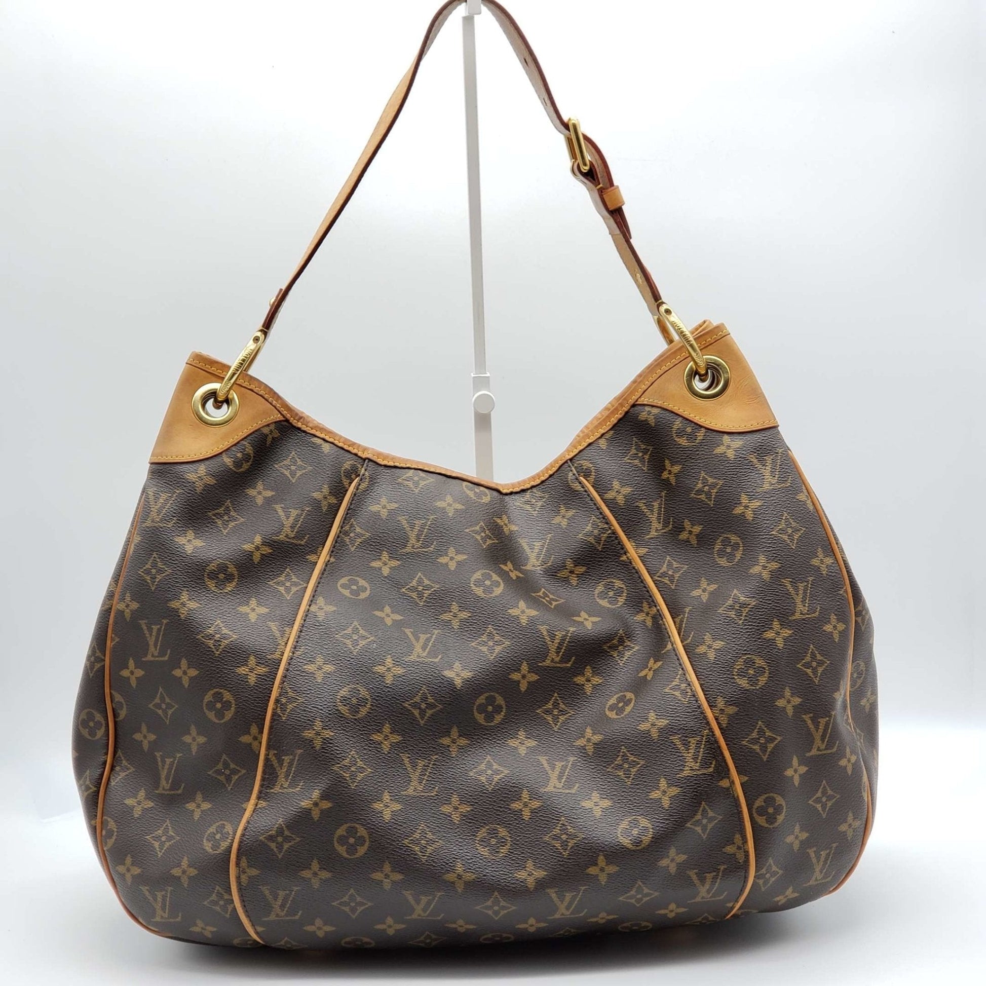 Louis Vuitton Galliera GM Monogram Tote Bag - Bag