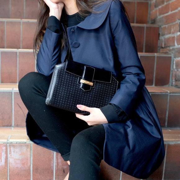 GUCCI vintage black leather clutch - ???