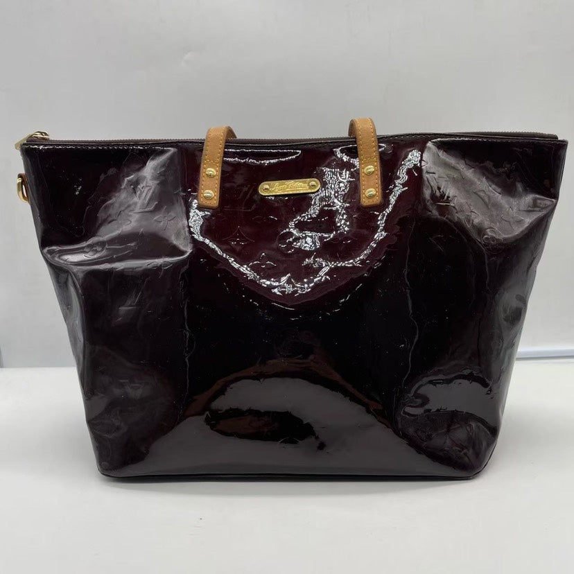 Louis Vuitton Cherry Vernis Tote Bag - Handbags