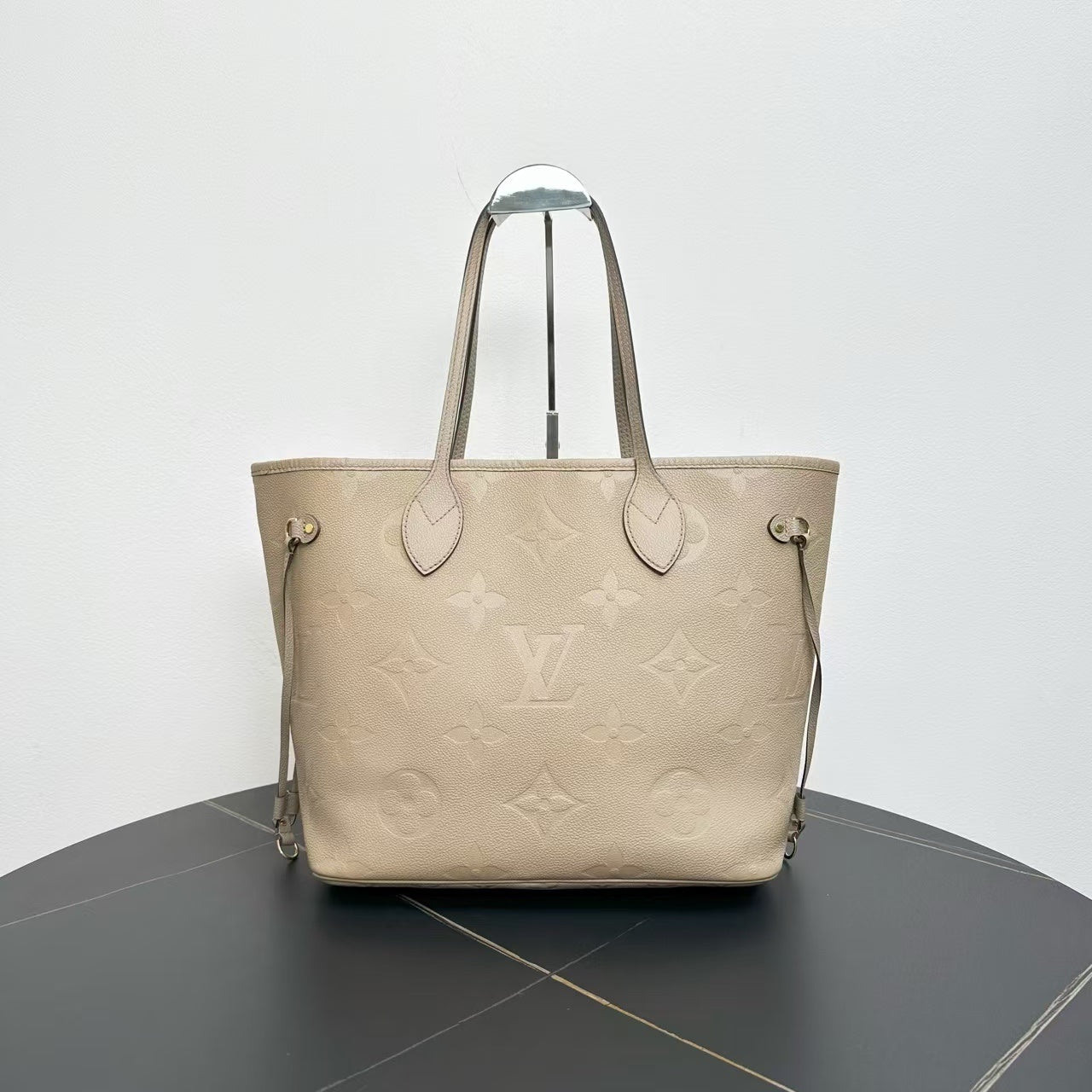 Louis Vuitton Neverfull Beige Tote Bag - Handbags - 2
