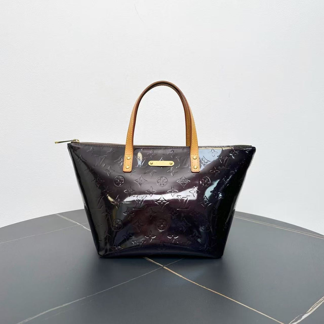 Louis Vuitton Vernis Monogram Amarante Tote Bag - Handbags