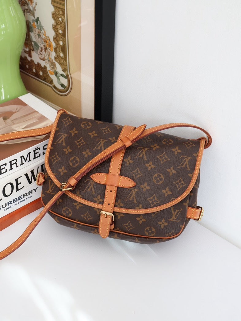 Louis Vuitton Monogram Classic Brown Crossbody Bag - Handbags