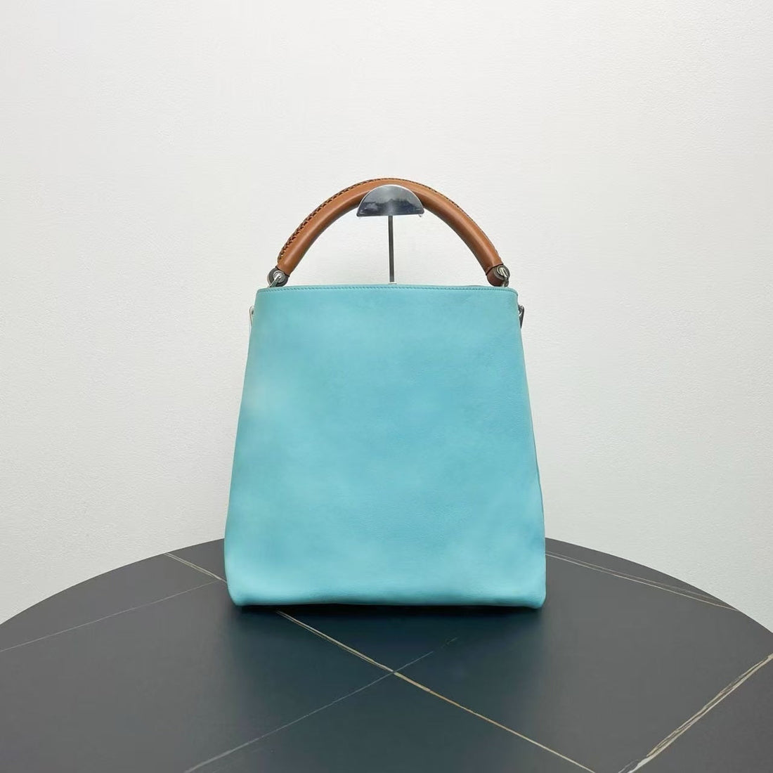 Louis Vuitton Turenne MM Blue Leather Tote Bag - Handbags