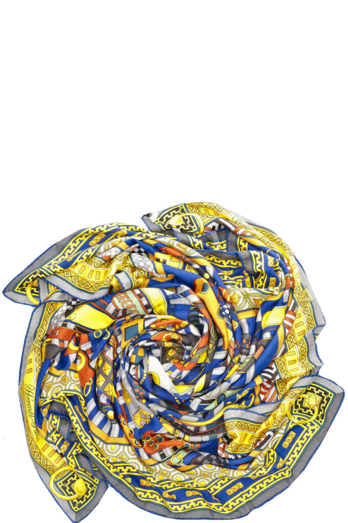HERMÈS 140 Scarf Colliers de Chiens Cashmere Silk - Product Image 2