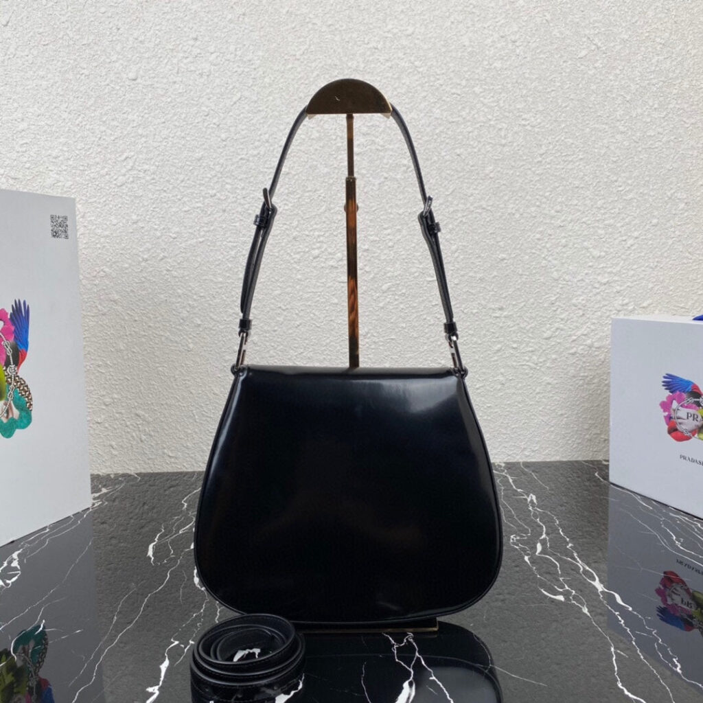CLEO 24 BLACK BRUSHED LEATHER SHOULDER BAG - Product Image 2