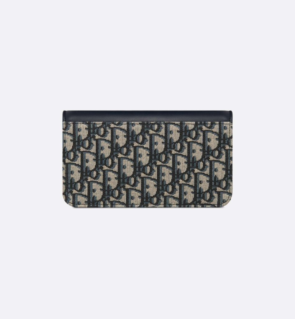 30 Montaigne Pouch with Chain - Product Image 2