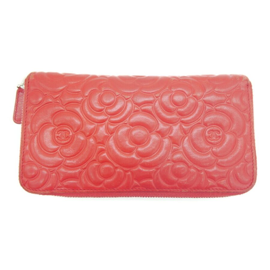 CHANEL camellia embossed round long wallet lambskin red | Studio Nafay