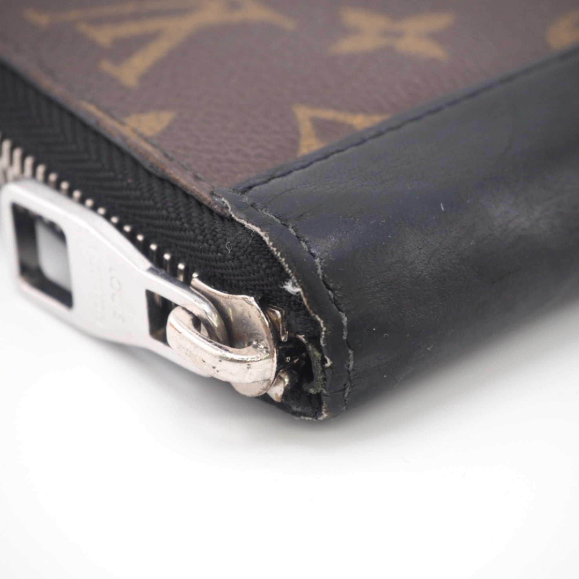 LOUIS VUITTON Vertical Zippy Wallet Monogram Macassar Long Brown Ladies