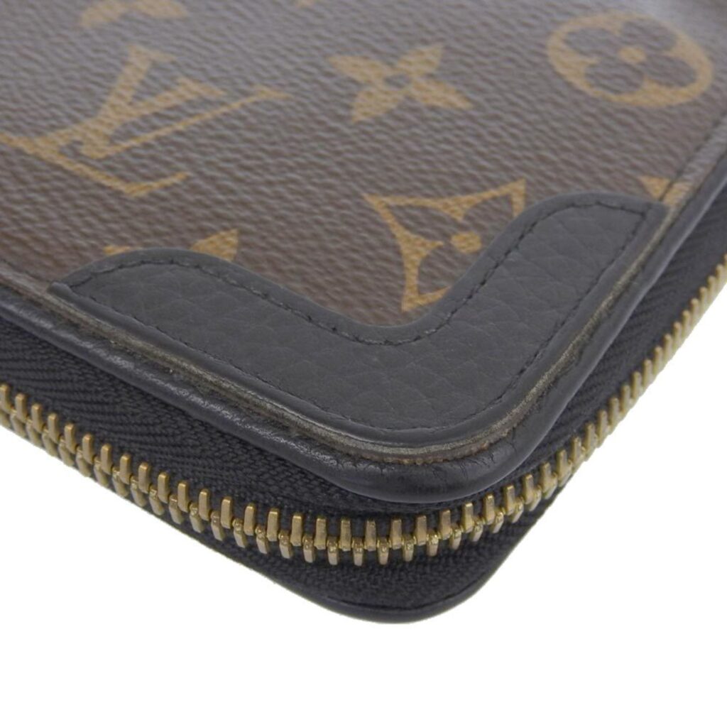 LOUIS VUITTON Monogram Zippy Retiro Round Long Wallet Noir - Product Image 2