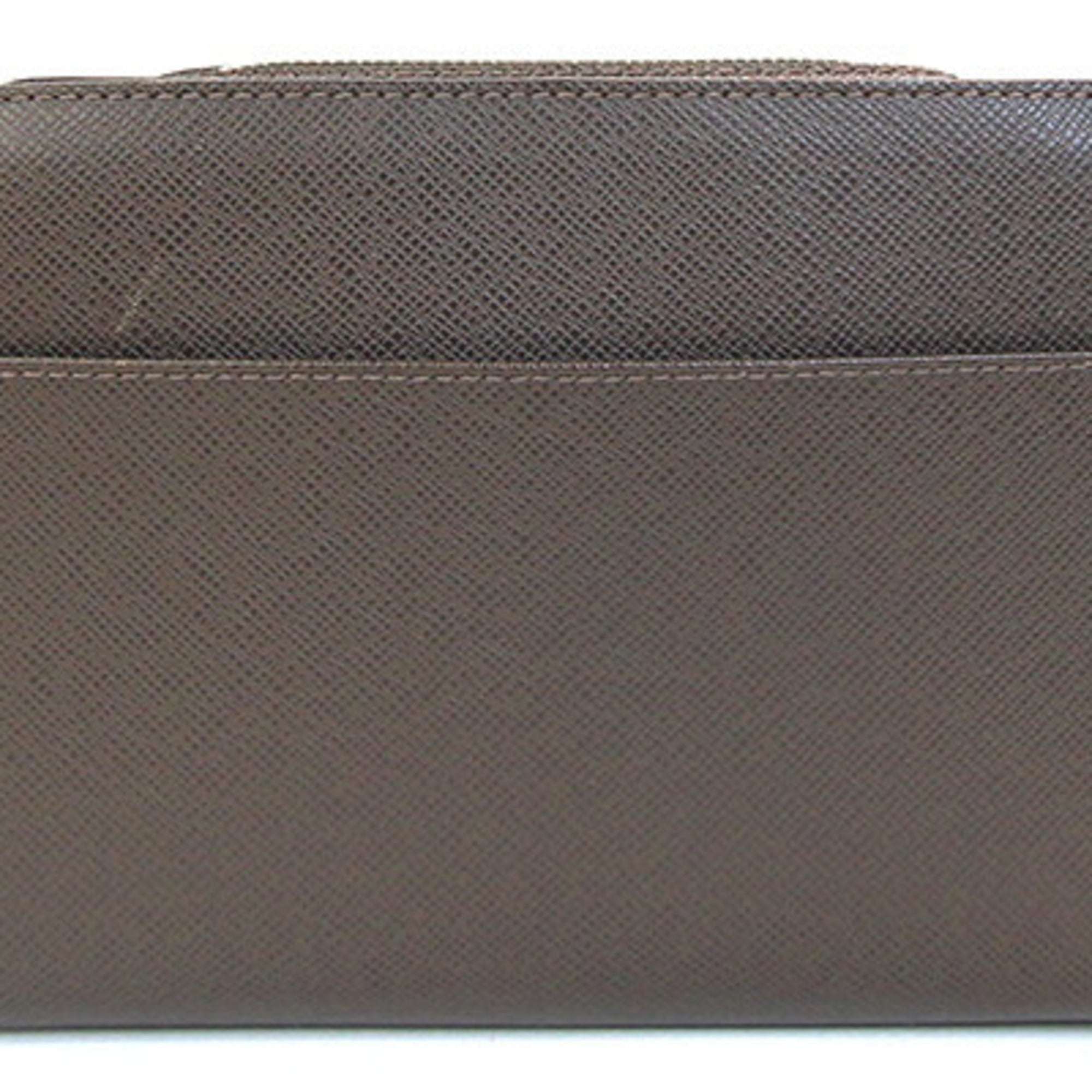 Louis Vuitton Taiga Grizzly Taiga Leather Clutch Bag ( )