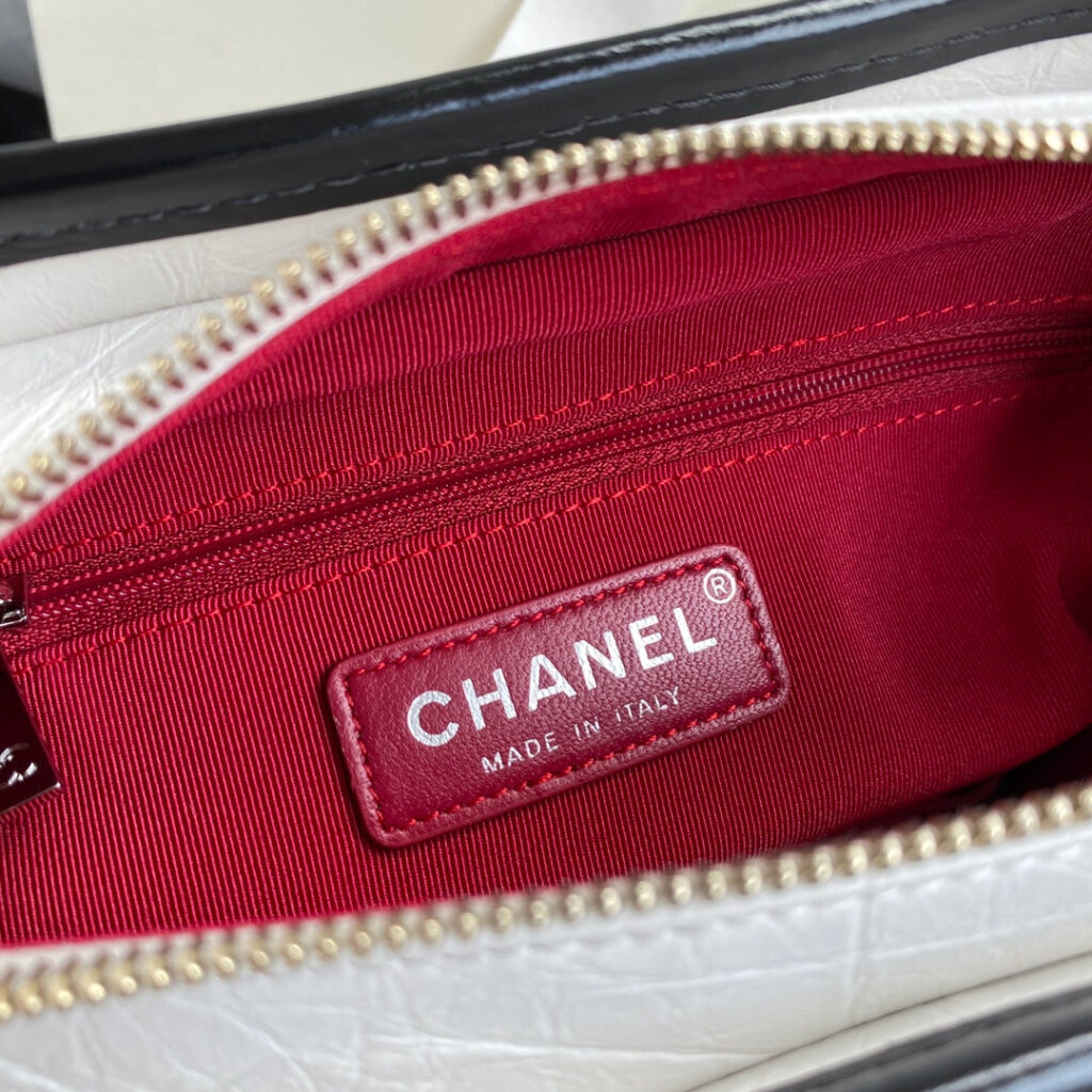 Chanel 25 Gabrielle Black White 20cm Calfskin 289506 | Studio Nafay