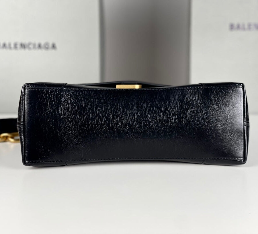 DOWNTOWN SHOULDER BAG 29 IN BLACK WAXED SHEEPSKIN GOLD HARDWARE | Studio Nafay