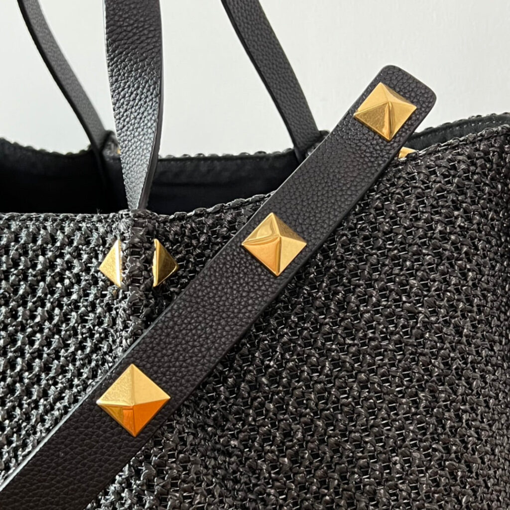 Valentino Spring and Summer 35 Tote Bag Black Raffia 552573 - Product Image 2