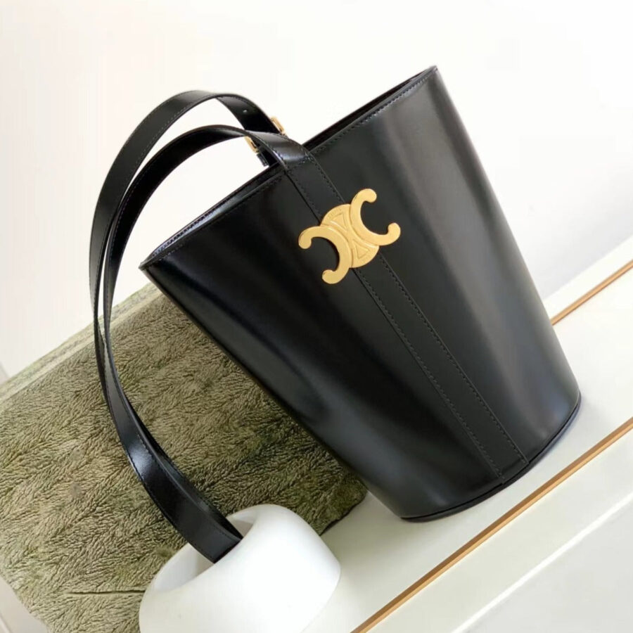 BUCKET TRIOMPHE 25 BLACK CALFSKIN BAG | Studio Nafay