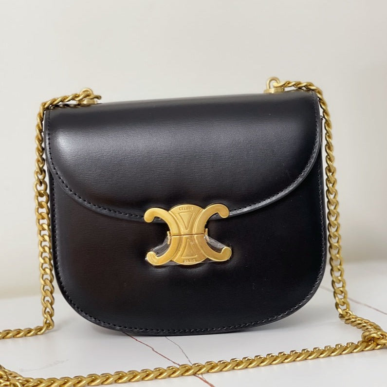 TRIPHOME 19 SADDLE BAG BLACK CALFSKIN | Studio Nafay