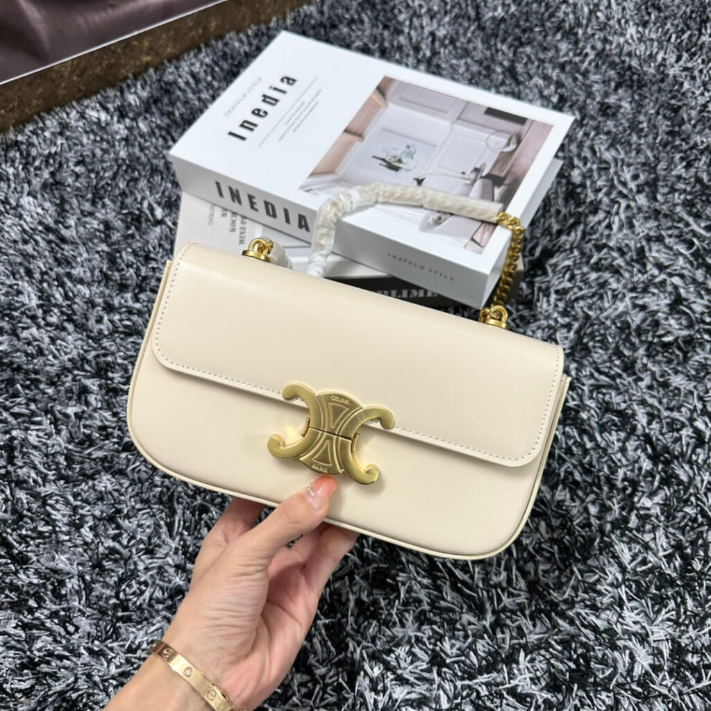 TRIPHOME 20 WHITE COWHIDE LEATHER CHAIN STRAP BAG - Product Image 2