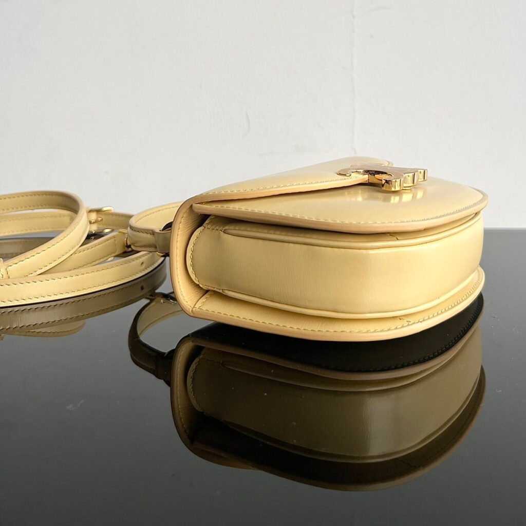 TRIOMPHE SHINY CALFSKIN HANDBAG 18 YELLOW PASTEL - Product Image 2